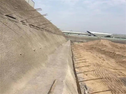 沙湾河道边坡加固